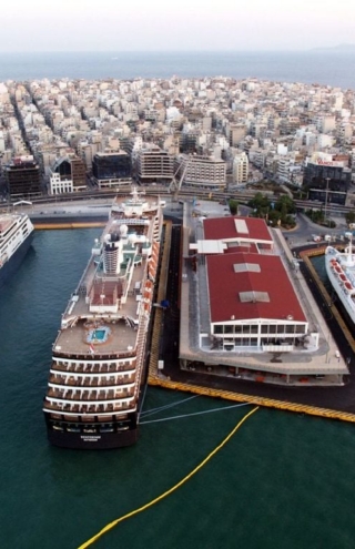 ΟΛΠ: Πώς κατάφερε να «δέσει» στο «λιμάνι» της ανάπτυξης