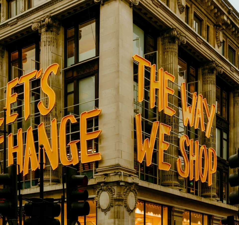 Γιατί οι Baby boomers παραμένουν πιστοί στα πολυκαταστήματα;