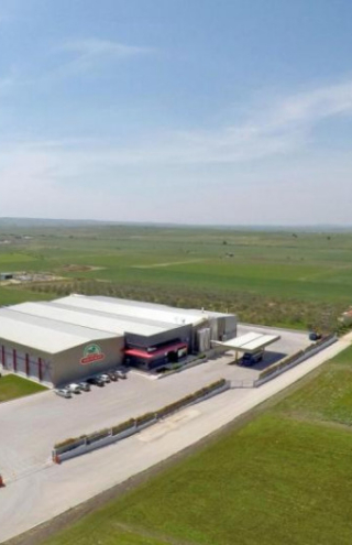 Επενδύσεις, καινοτομία και βιωσιμότητα στη στρατηγική της Φάρμας Κουκάκη