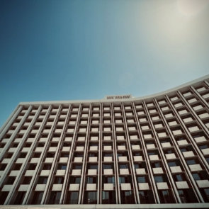 Serviced apartments και επώνυμες κατοικίες διαμορφώνουν το νέο επενδυτικό τοπίο της ελληνικής φιλοξενίας