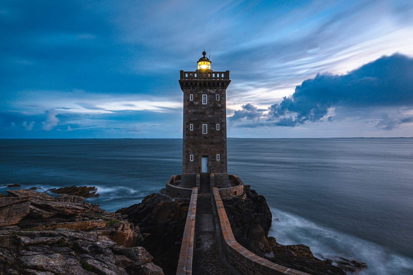 Επικίνδυνο μεροκάματο: τα πιο μοναχικά και επικίνδυνα επαγγέλματα της γης και πόσο πληρώνονται