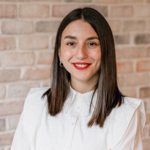 Θάλεια Γελαδάκη: Chief Marketing Officer της Skroutz : &#8220;Είχα την περιέργεια στο να μάθω καινούργια πράγματα&#8221;