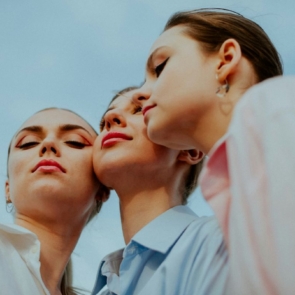 Το μισθολογικό χάσμα στην Ελλάδα: Οι γυναίκες εξακολουθούν να κερδίζουν λιγότερα από τους άνδρες