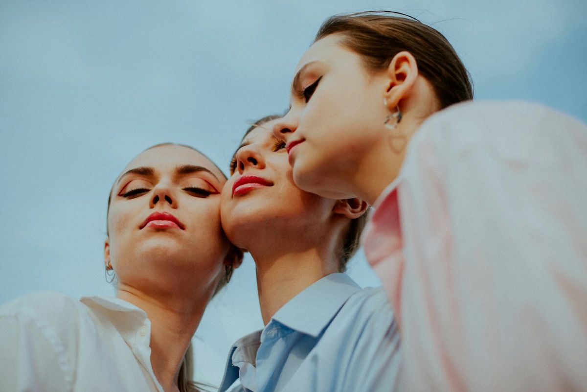 Το μισθολογικό χάσμα στην Ελλάδα: Οι γυναίκες εξακολουθούν να κερδίζουν λιγότερα από τους άνδρες