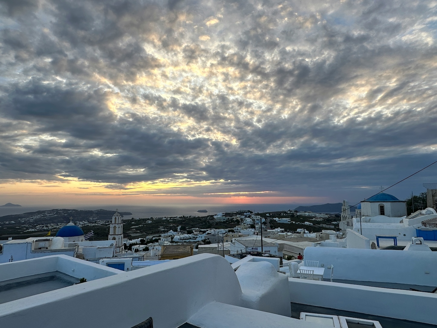 Ελλάδα vs Ισπανία: Η μάχη του τουρισμού κρίνεται στο ταμείο