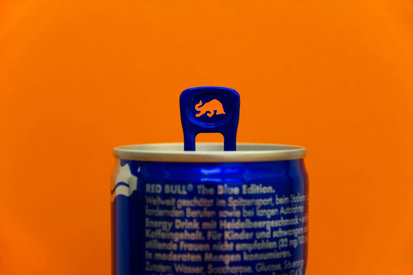 Ήξερες ότι η Red Bull γεννήθηκε σε ένα ταξί στη Μπανγκόκ και ξεκίνησε ως ποτό για φορτηγατζήδες
