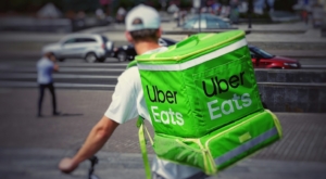Uber: Εξαγορά 2,3 δισ. δολαρίων στις ΗΠΑ για εταιρικό catering