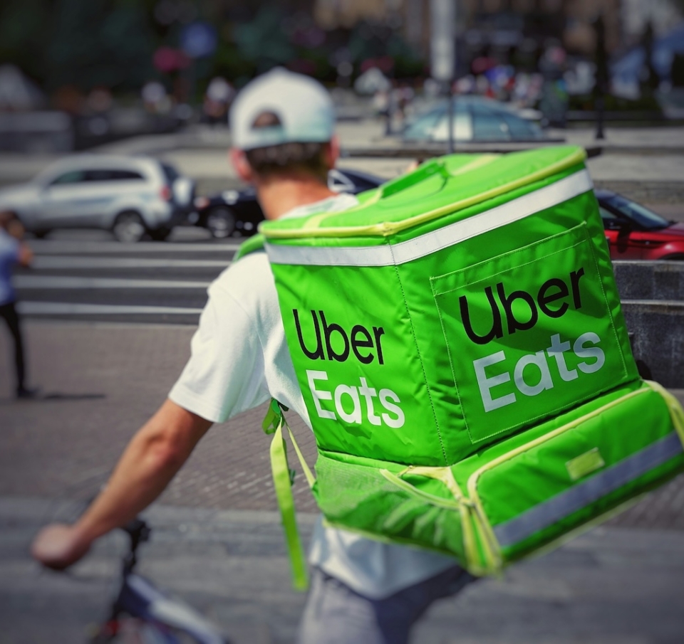 Uber: Εξαγορά 2,3 δισ. δολαρίων στις ΗΠΑ για εταιρικό catering