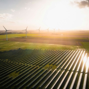 Φωτοβολταϊκό 560 MW της Lightsource bp εξαγοράζει η Masdar