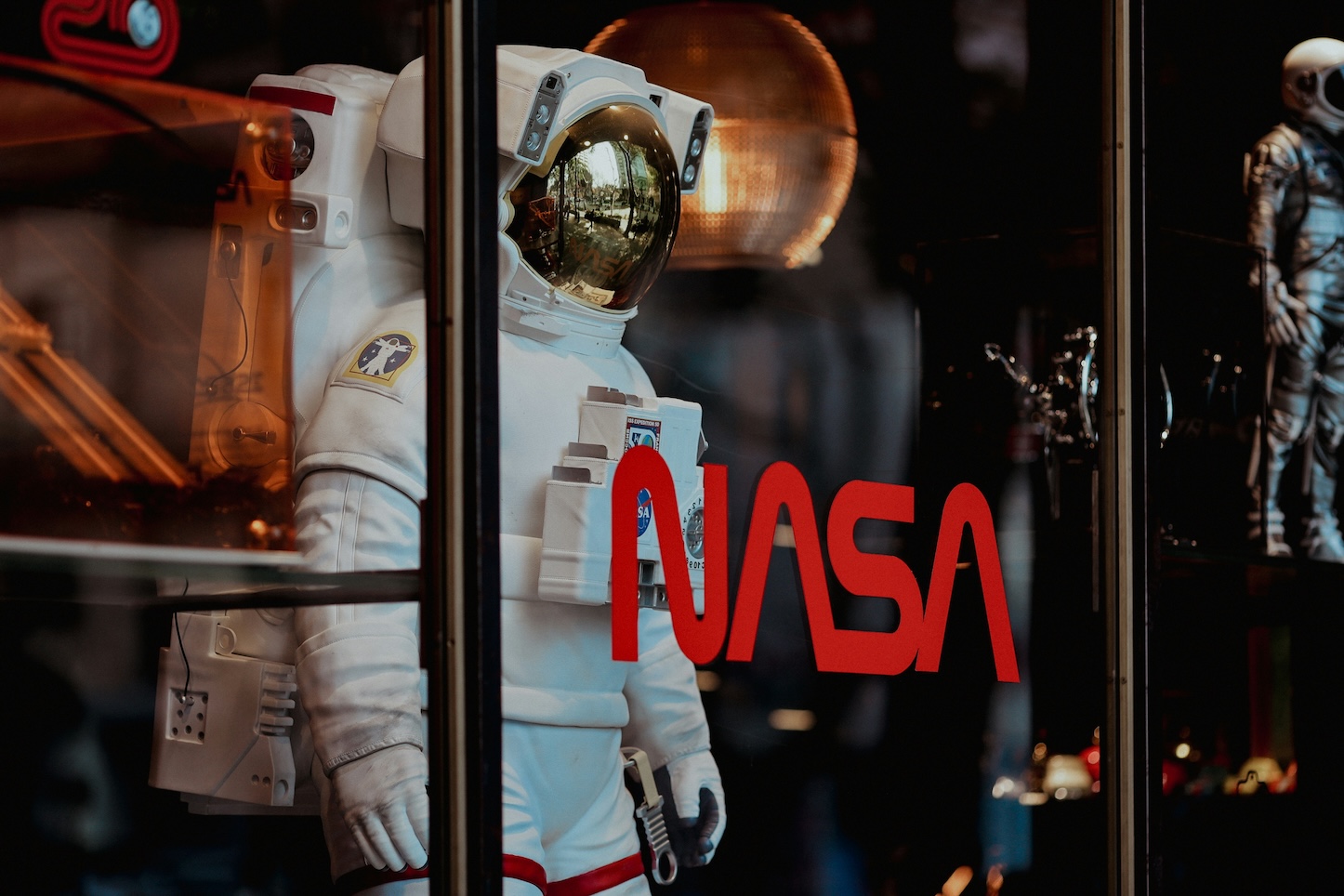 Η νέα στολή για την επιστροφή της NASA στη Σελήνη είναι Prada