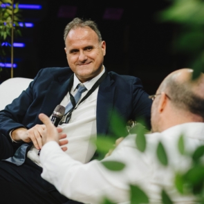 ΤΗΕ ΒIG P.: Mίλτος Μπαντής, Γενικός Διευθυντής Avinoil