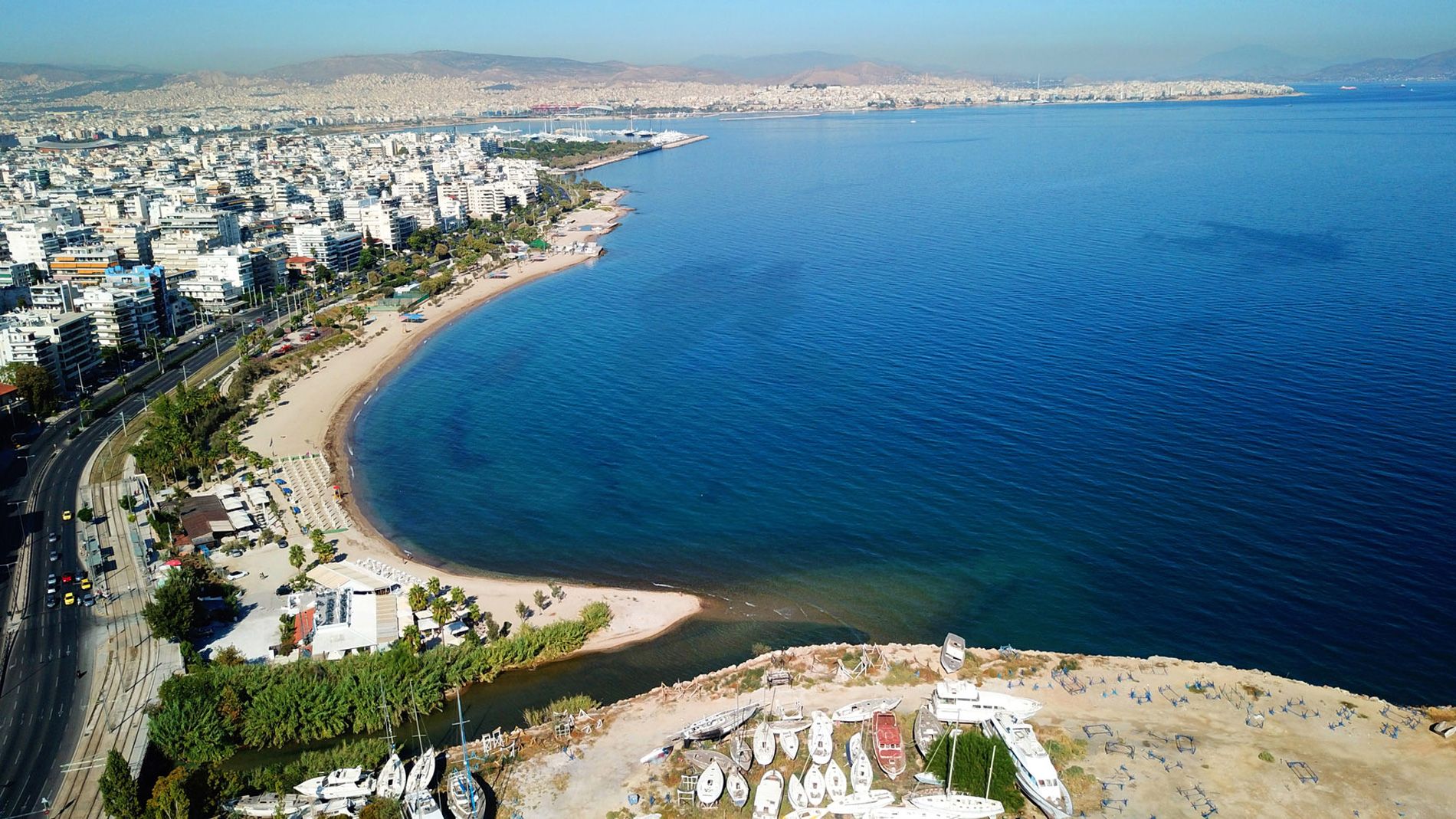 Η μεταμόρφωση του Φαλήρου και η στροφή της πόλης προς τη θάλασσα