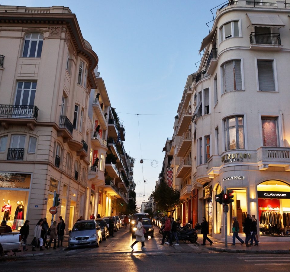 Το ακριβό λάθος όσων βλέπουν το Κολωνάκι ως ενιαία αγορά και τα παραδείγματα Φίλιον και Da Capo