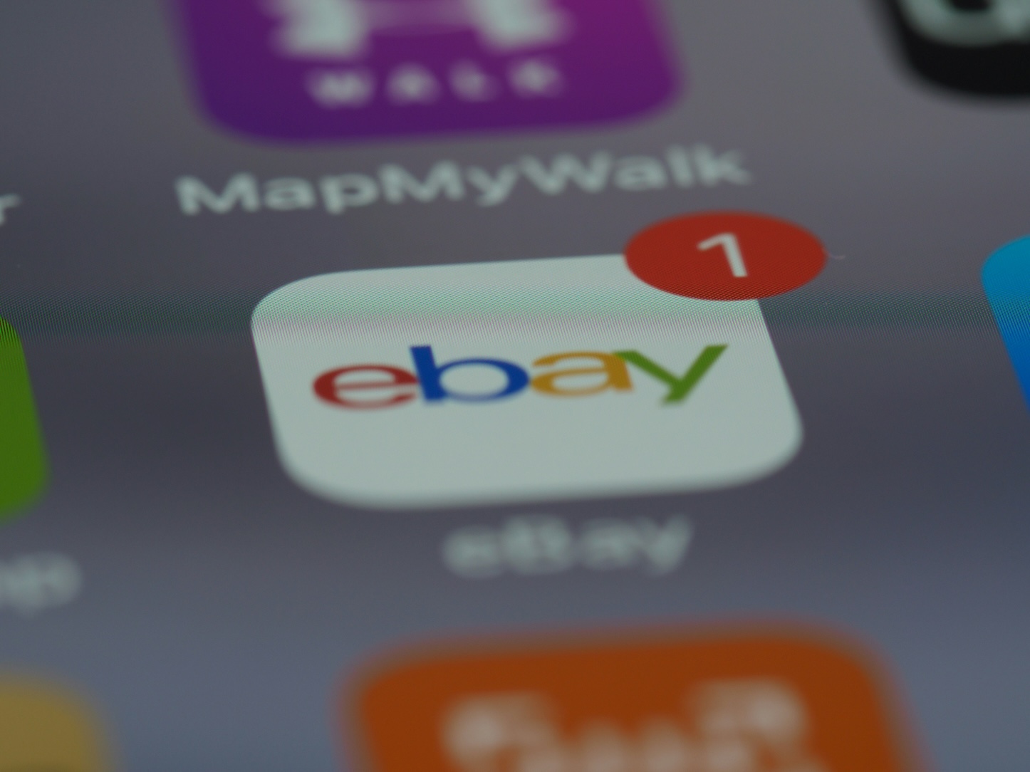 Η Ebay παρενοχλούσε συστηματικά τους επικριτές της και θα το πληρώσει ακριβά