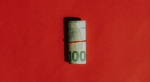 Alpha Bank: Άντλησε 700 εκατ. ευρώ με ζήτηση 2,9 δισ. ευρώ