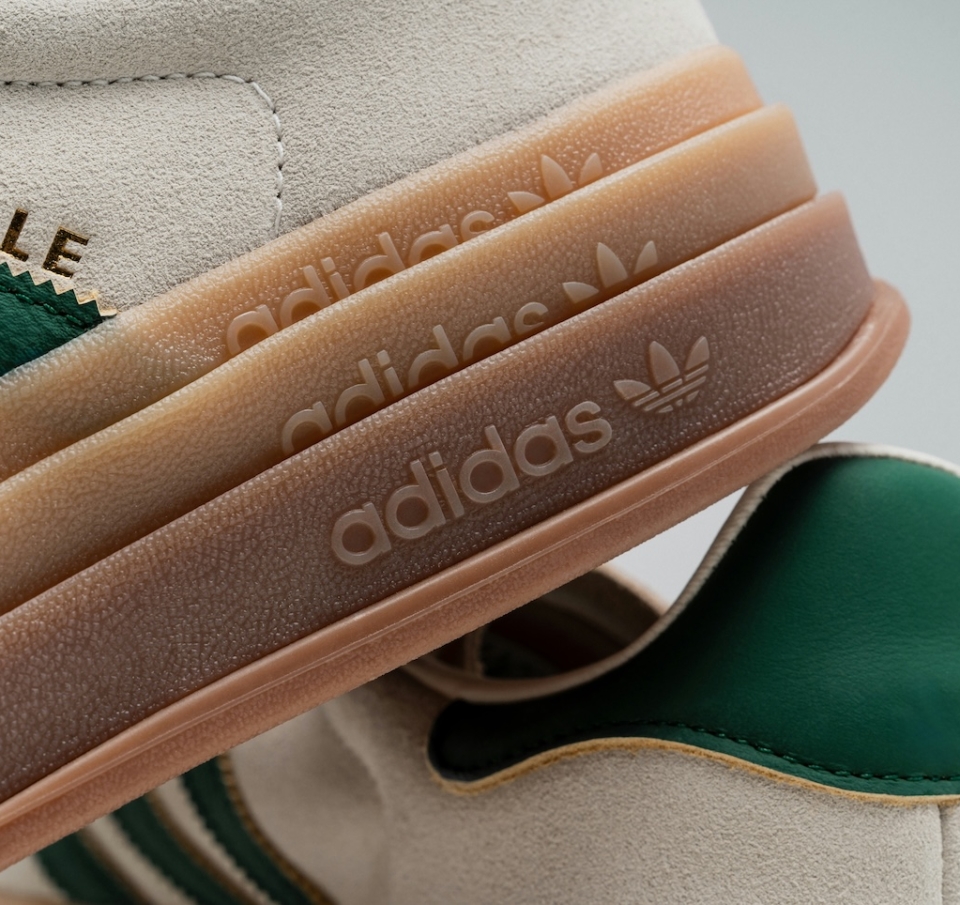 Η adidas πλήρωσε ακριβά το Μουντιάλ. Τρεις μήνες μετά, κάνει νέο ρεκόρ