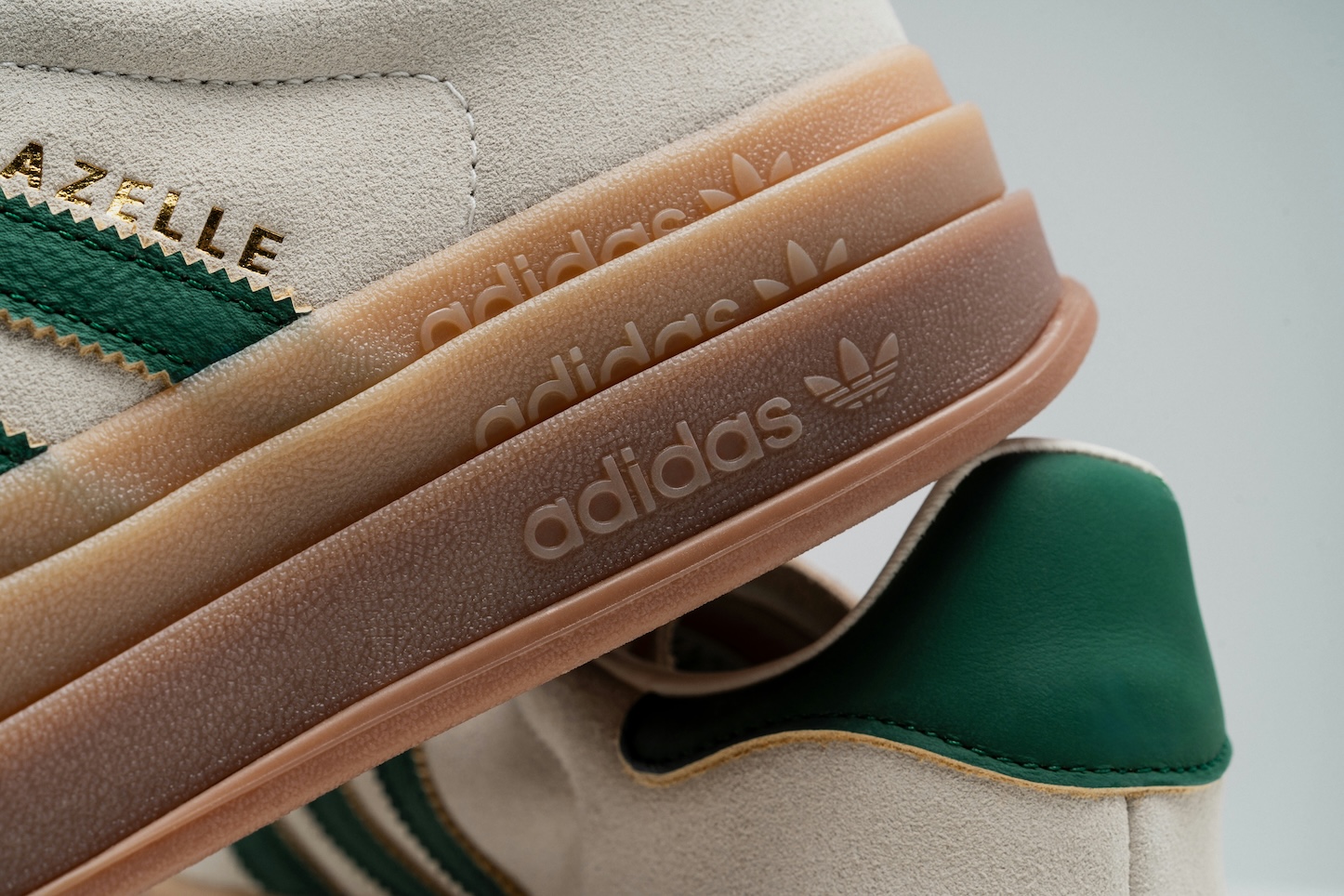 Η adidas πλήρωσε ακριβά το Μουντιάλ. Τρεις μήνες μετά, κάνει νέο ρεκόρ