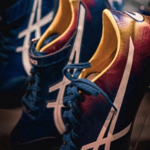 Ήξερες ότι η Nike ξεκίνησε πουλώντας παπούτσια της εταιρείας που έγινε ASICS;