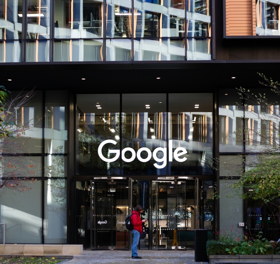 Ένα laptop που το «διαχειρίζεται» το Gemini. Μήπως η Google βιάζεται;