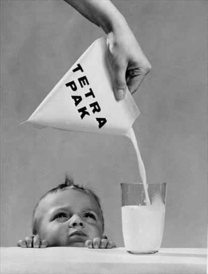 Ήξερες ότι… η Tetra Pak ξεκίνησε από μια χάρτινη πυραμίδα και άλλαξε τον τρόπο που πίνουμε γάλα;