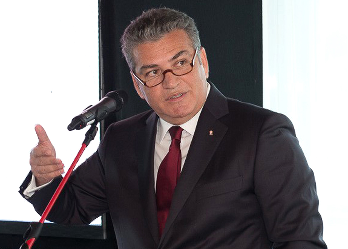 Το Πρόσωπο: Κωνσταντίνος Τσουβελεκάκης